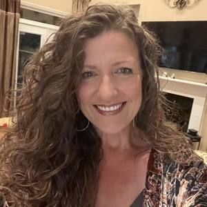 Meet your Posher, Carrie